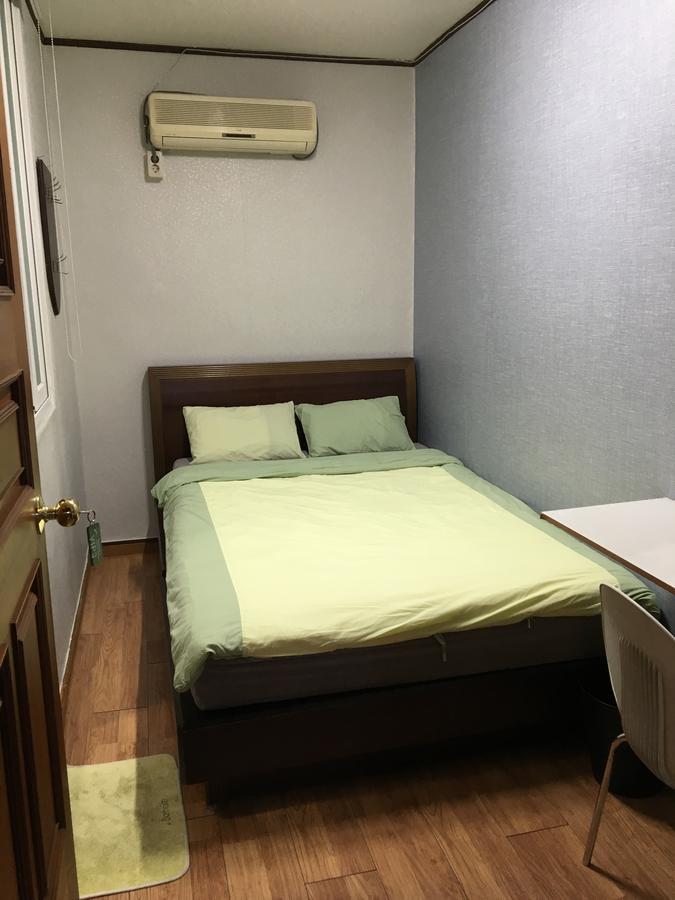 Myeong-Dong Good Stay Seoul Exteriör bild